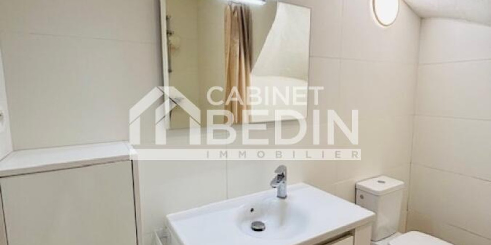 appartement à BORDEAUX (33800)