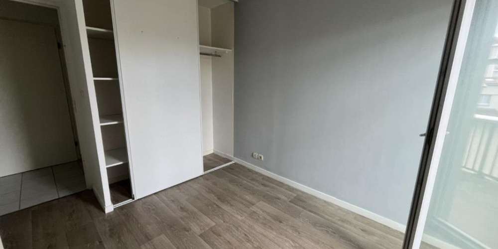 appartement à BORDEAUX (33800)