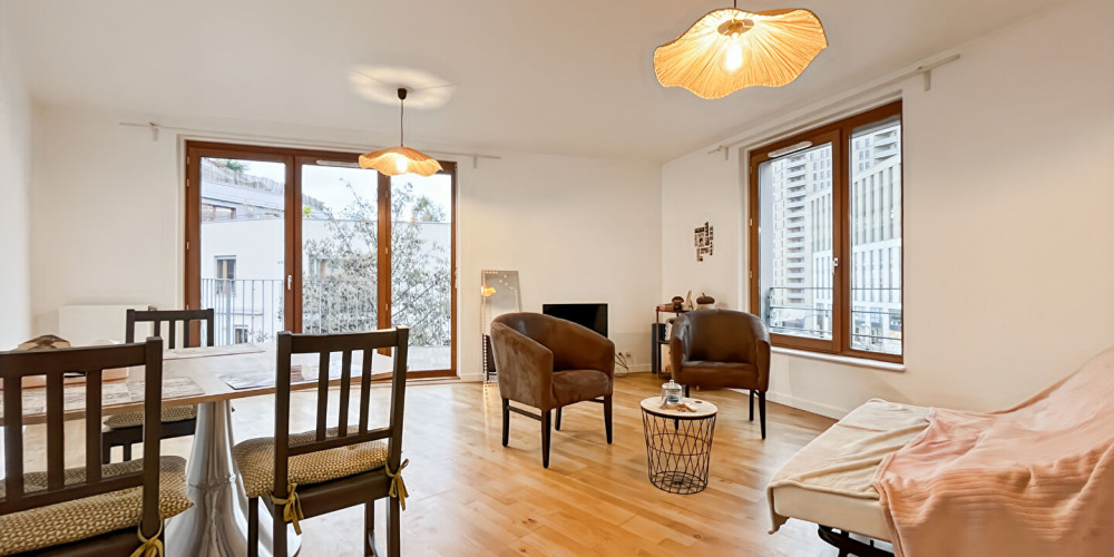 appartement à BORDEAUX (33800)