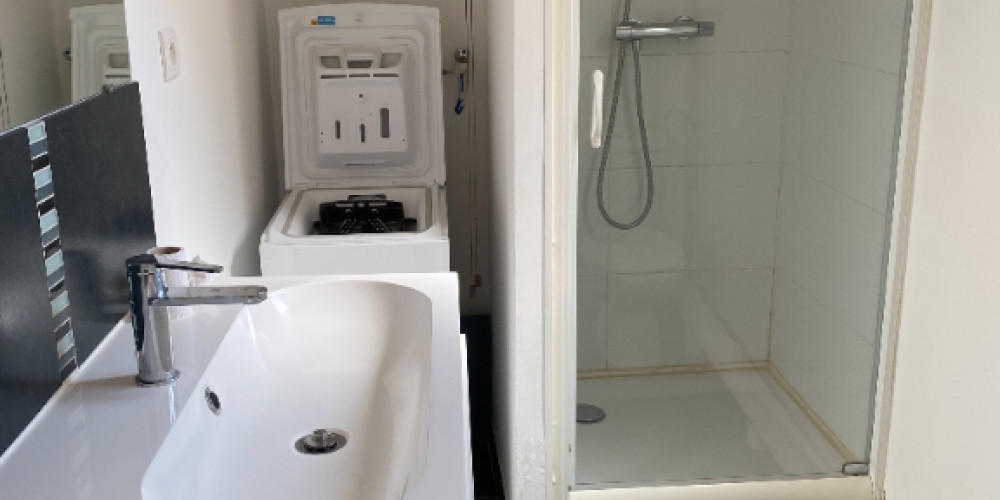 appartement à BORDEAUX (33800)