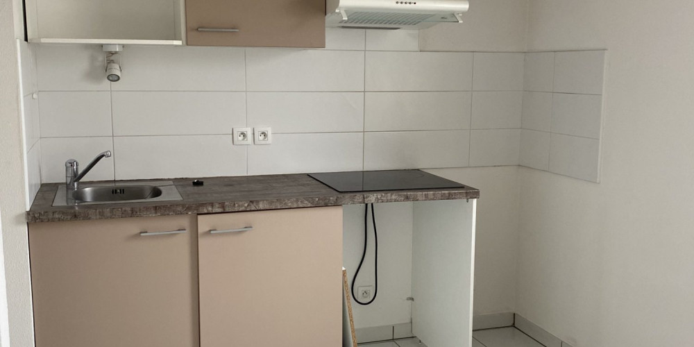 appartement à BORDEAUX (33800)