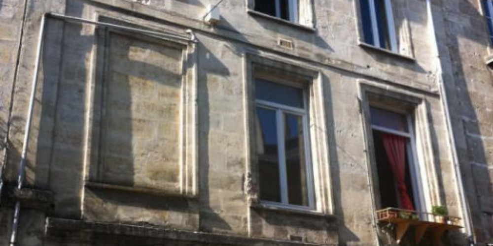 immeuble à BORDEAUX (33000)