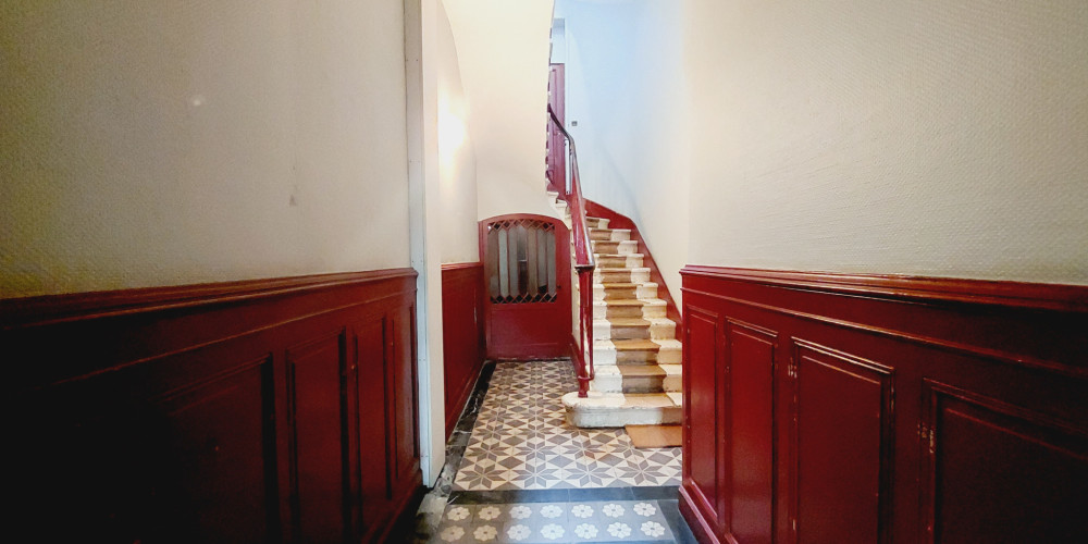 immeuble à BORDEAUX (33000)