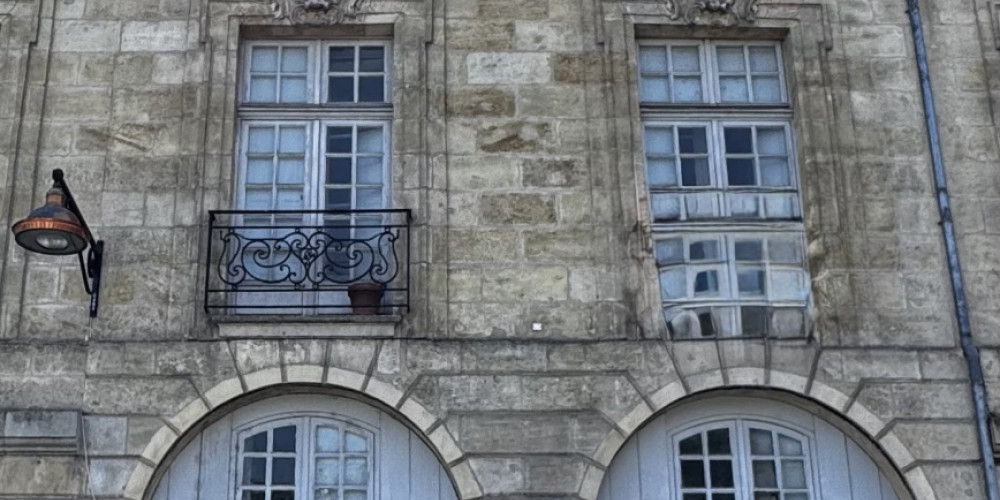 immeuble à BORDEAUX (33000)