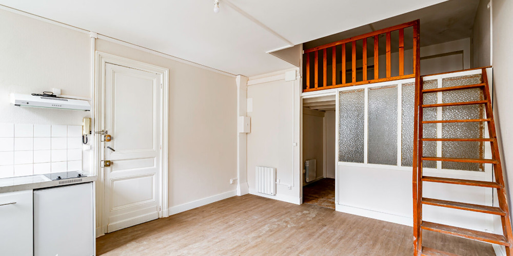 immeuble à BORDEAUX (33800)