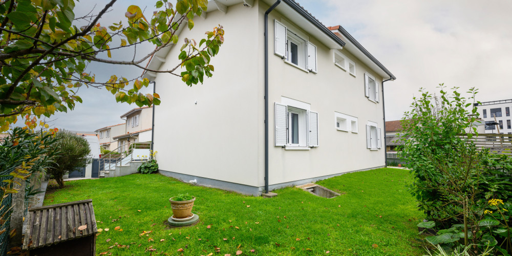 maison à BEGLES (33130)