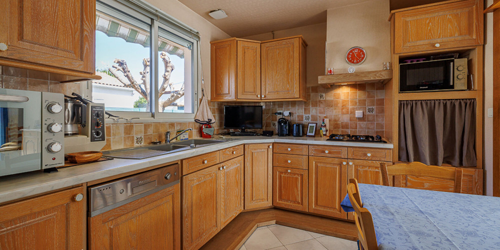 maison à GALGON (33133)