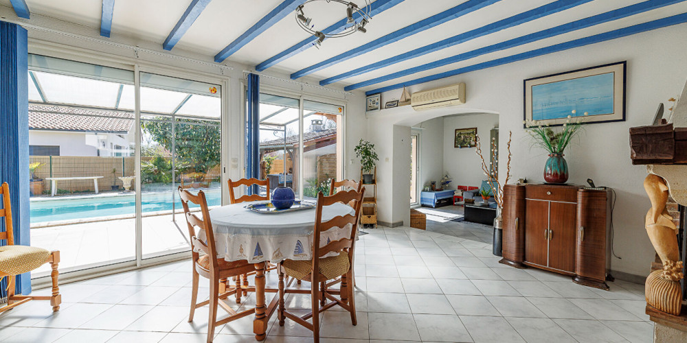 maison à GALGON (33133)