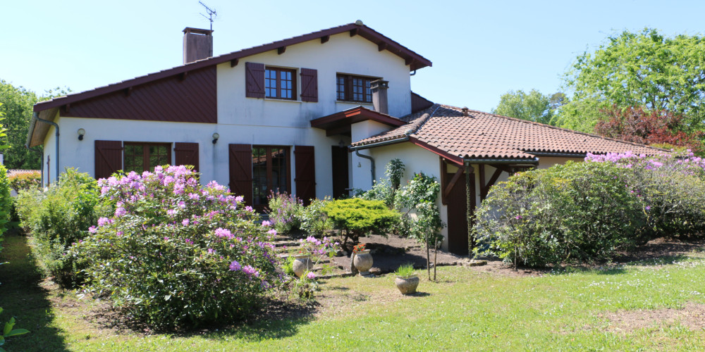 maison à CADAUJAC (33140)