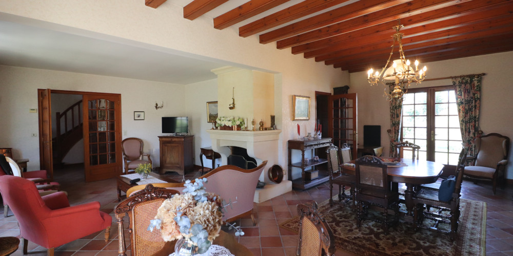 maison à CADAUJAC (33140)