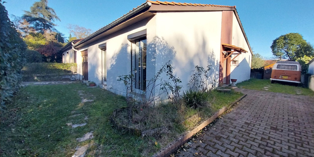 maison à CENON (33150)