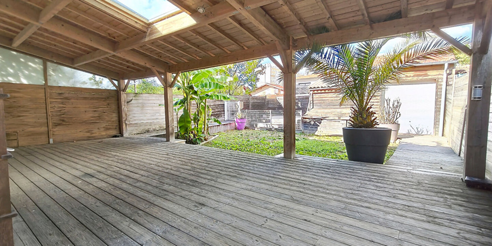 maison à CENON (33150)