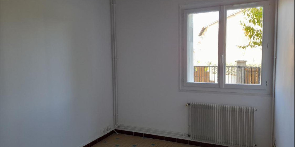 maison à SALAUNES (33160)