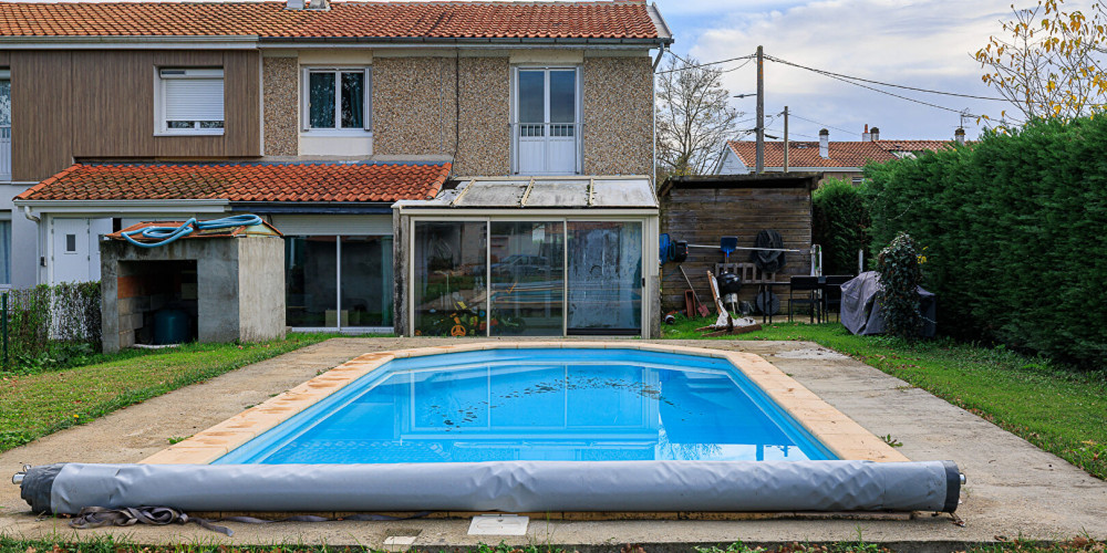 maison à COUTRAS (33230)