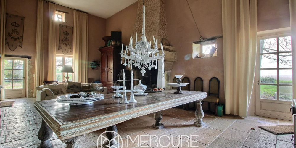 maison à PUJOLS (33350)