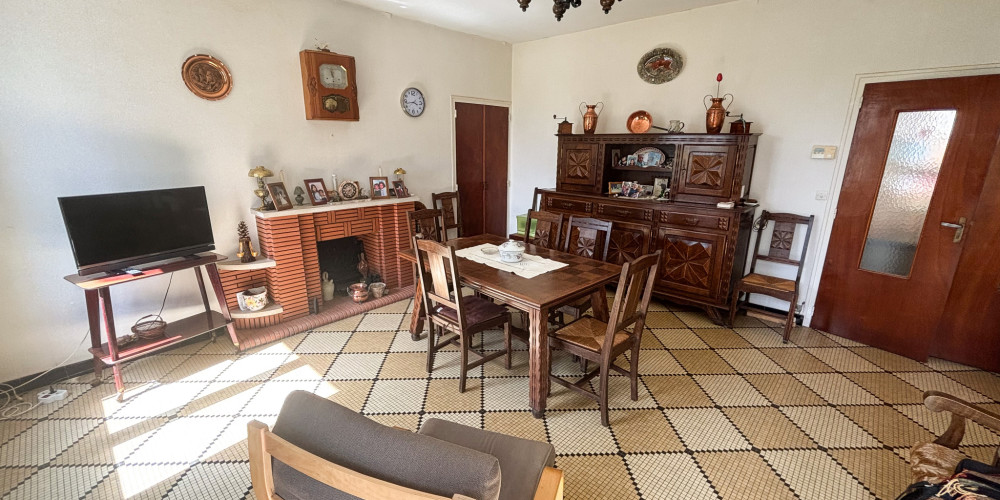 maison à QUINSAC (33360)