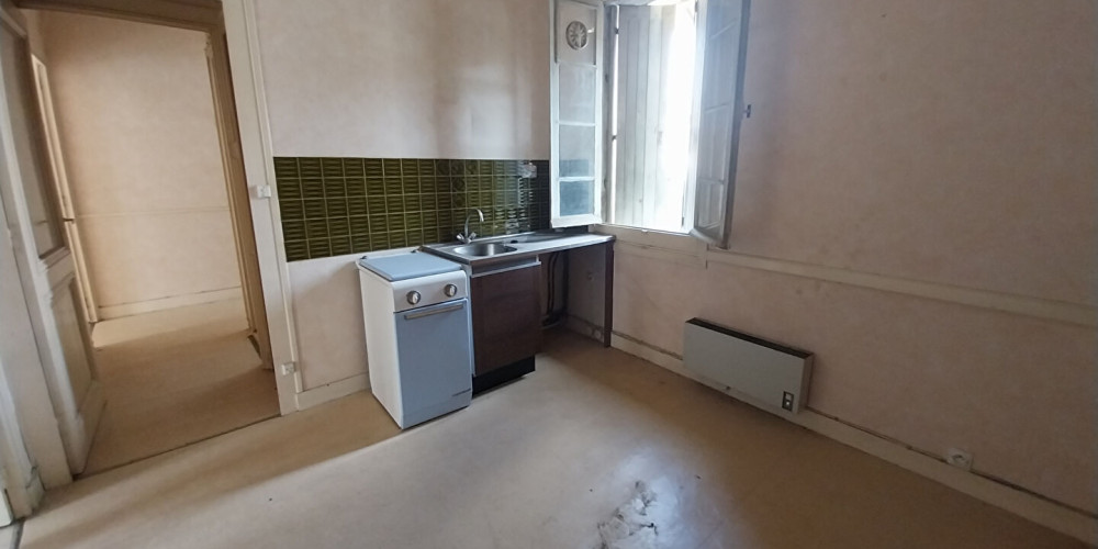 maison à CADILLAC (33410)