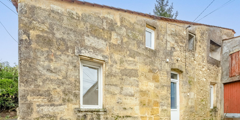 maison à BRANNE (33420)
