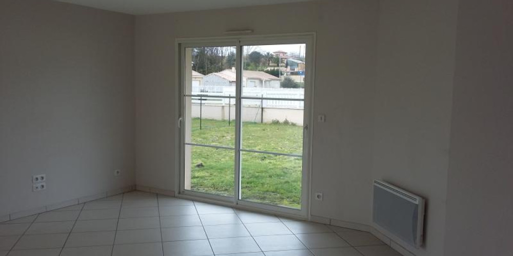 maison à ARVEYRES (33500)