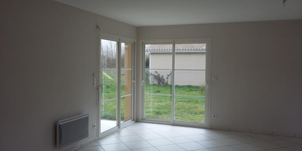 maison à ARVEYRES (33500)