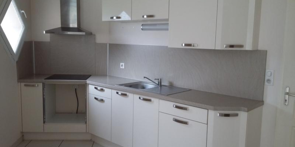 maison à ARVEYRES (33500)