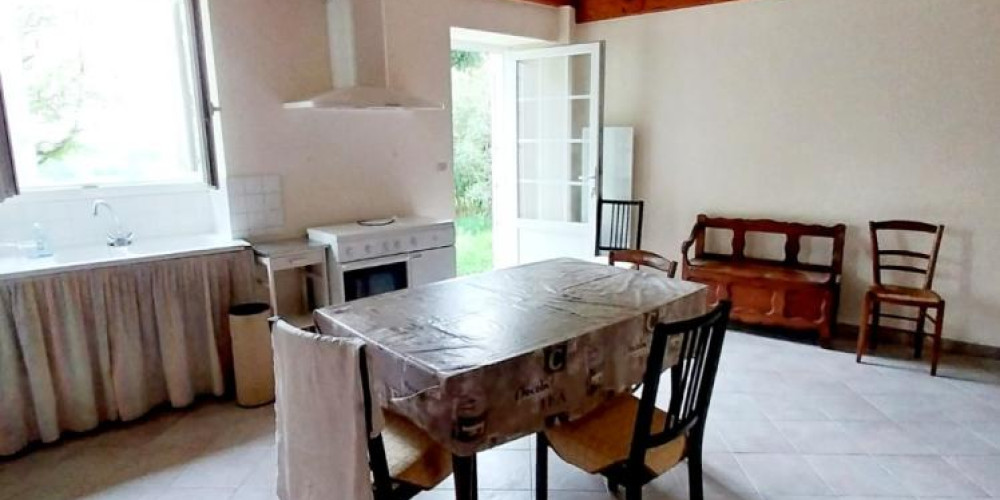 maison à BLASIMON (33540)