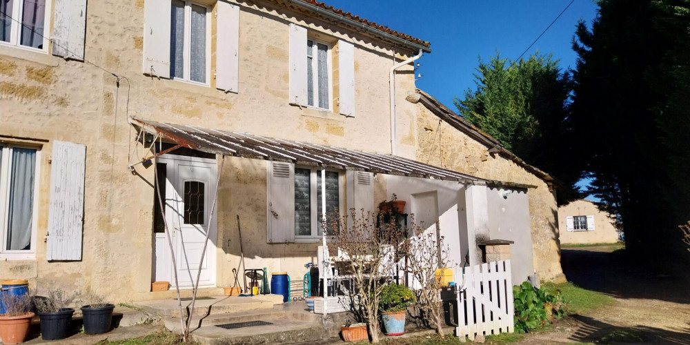 maison à BLASIMON (33540)
