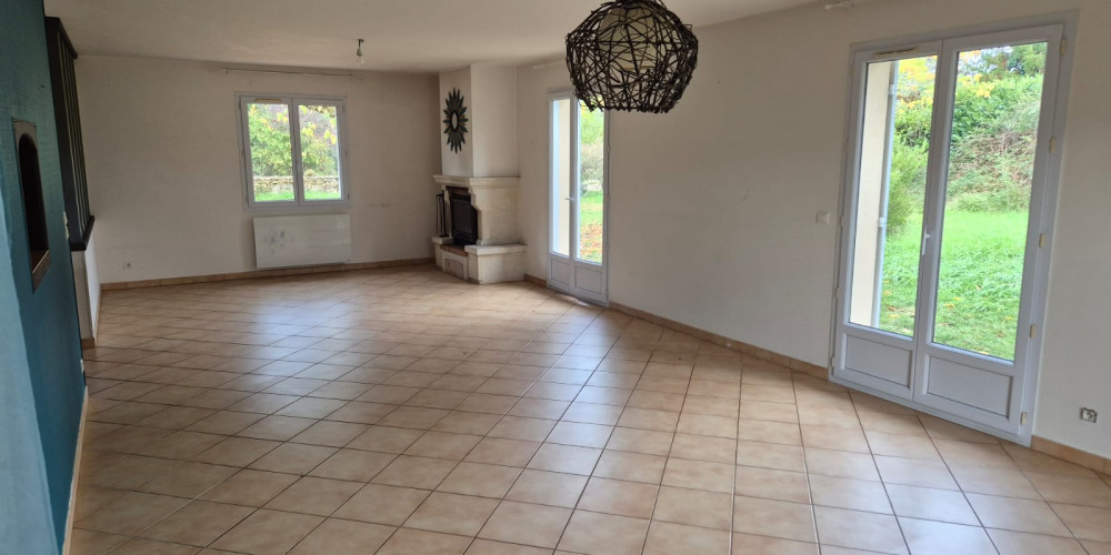 maison à BLASIMON (33540)