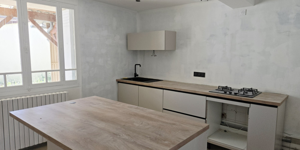 maison à PUISSEGUIN (33570)