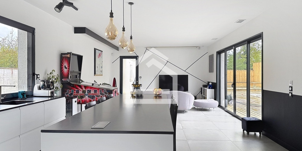 maison à PESSAC (33600)