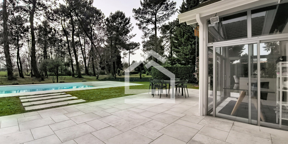 maison à PESSAC (33600)