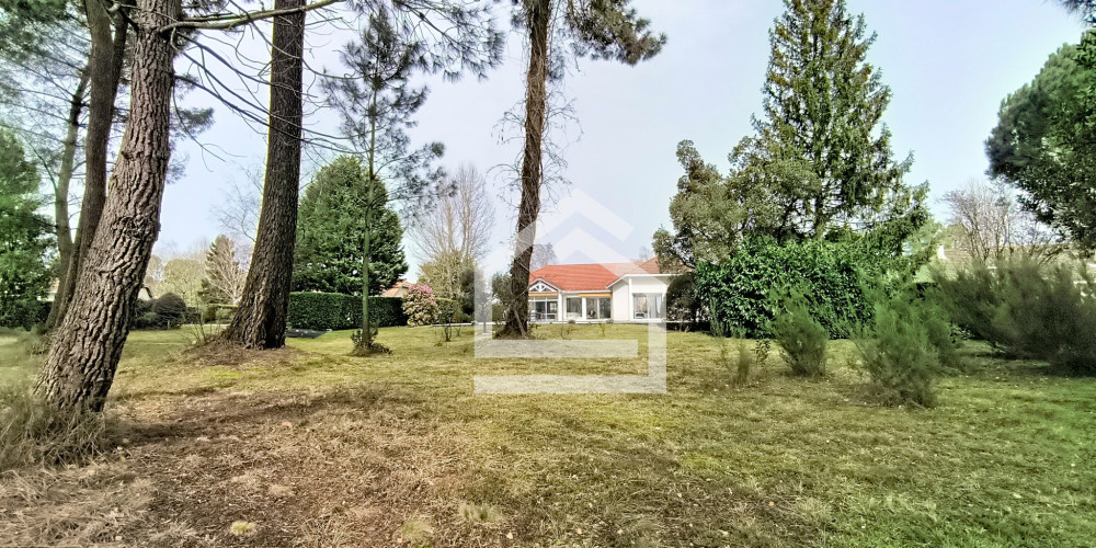 maison à PESSAC (33600)