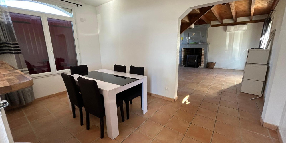 maison à LARUSCADE (33620)