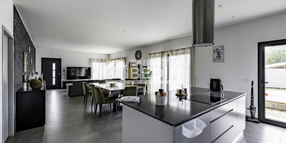 maison à SADIRAC (33670)