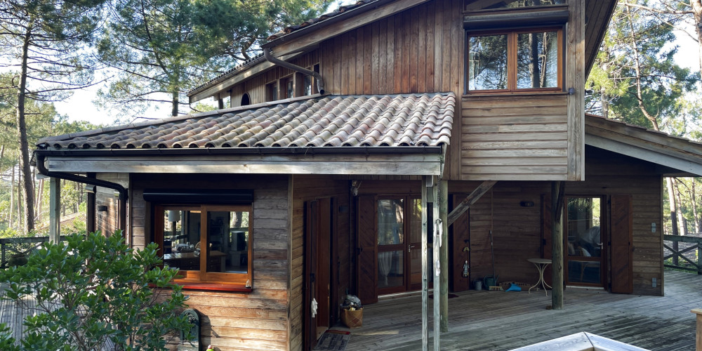 maison à LACANAU (33680)