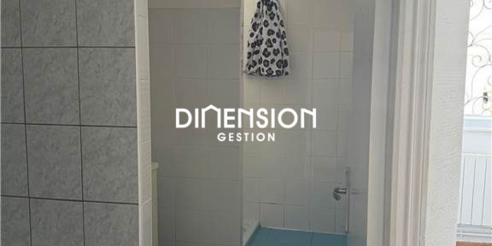 maison à BOURG (33710)