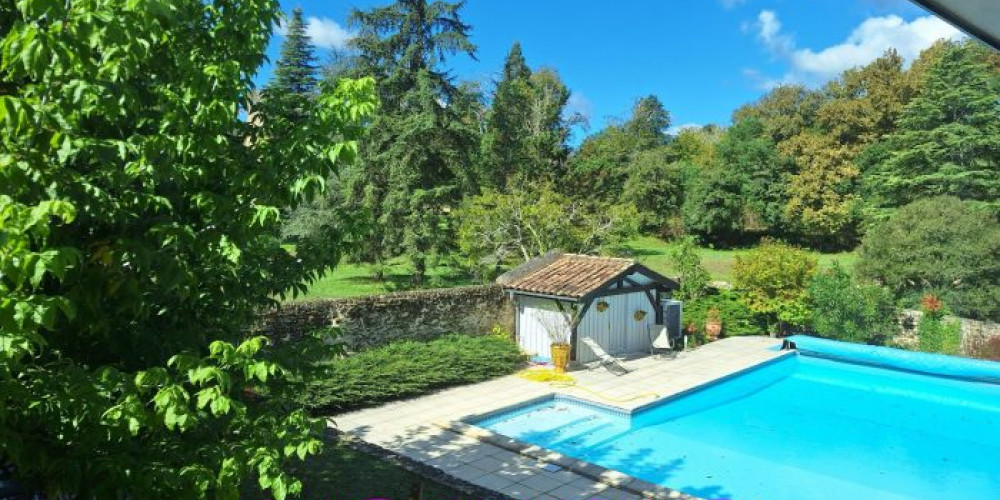 maison à VILLANDRAUT (33730)