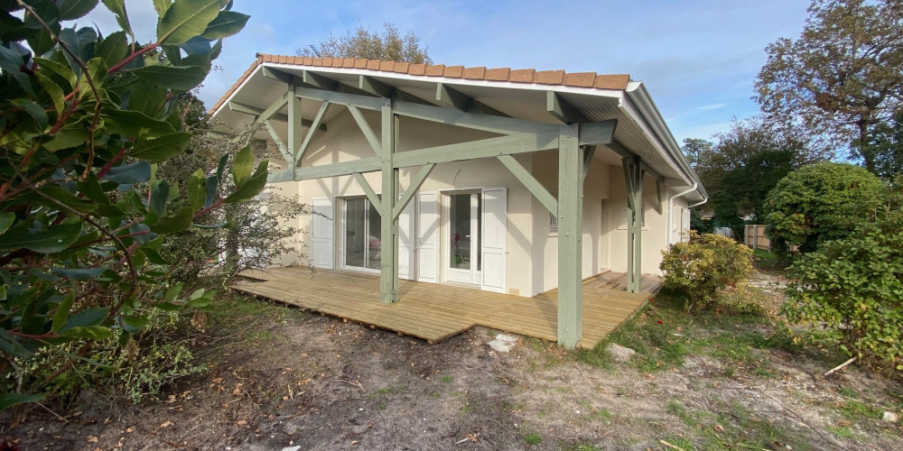 maison à ARES (33740)