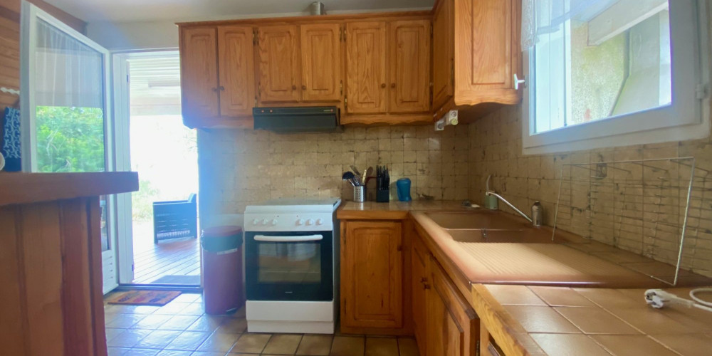 maison à ARES (33740)