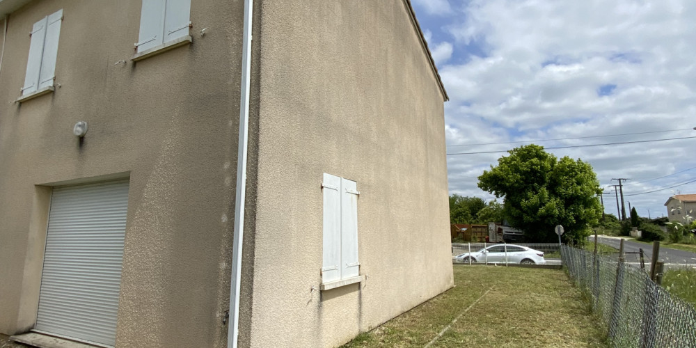 maison à BARON (33750)