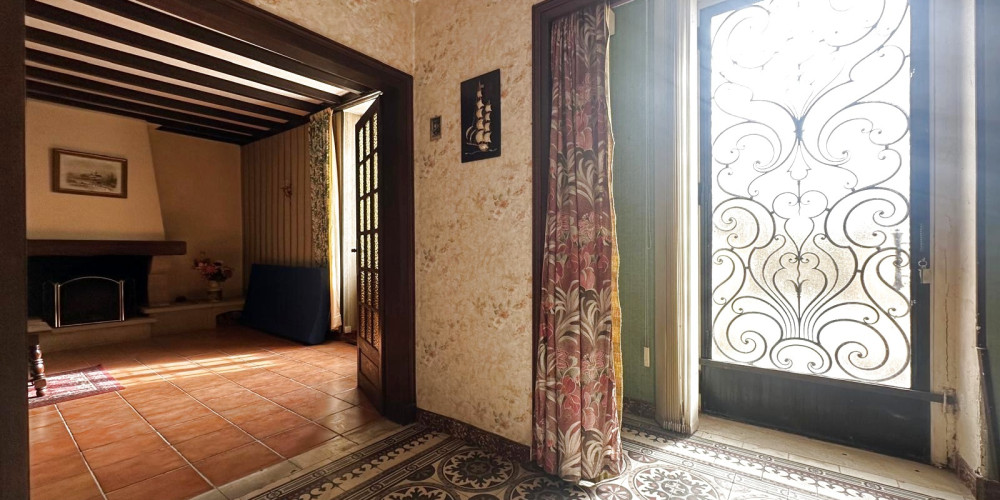 maison à ESCOUSSANS (33760)