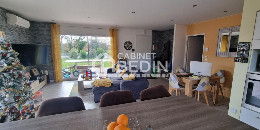 maison à SALLES (33770)