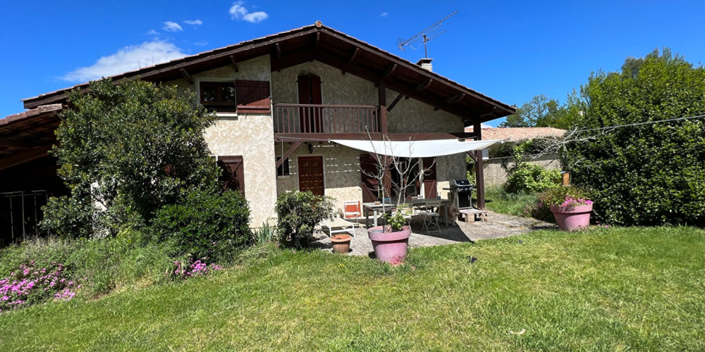 maison à SALLES (33770)