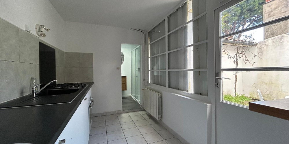 maison à BORDEAUX (33800)