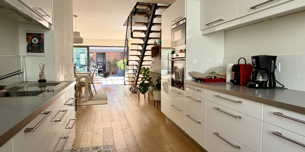 maison à BORDEAUX (33800)