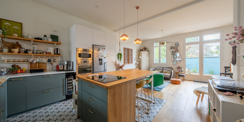 maison à BORDEAUX (33800)