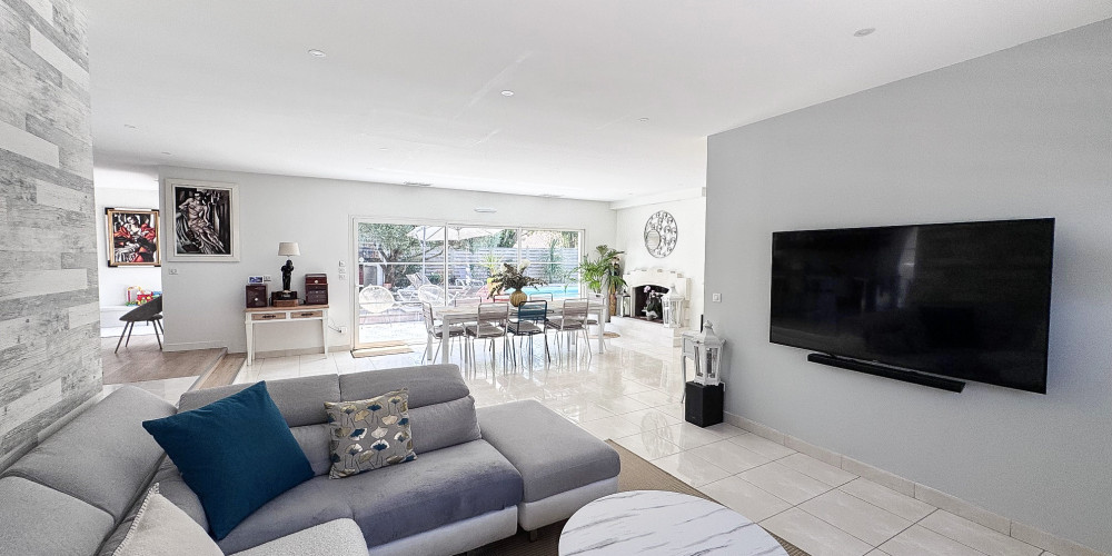 maison à LEOGNAN (33850)