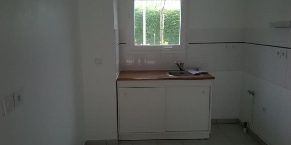 maison à VAYRES (33870)