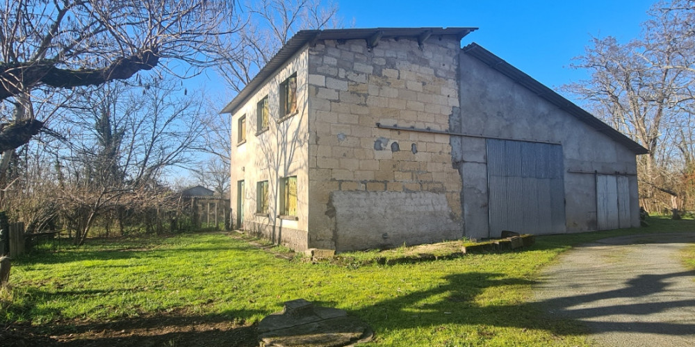 maison à SABLONS (33910)