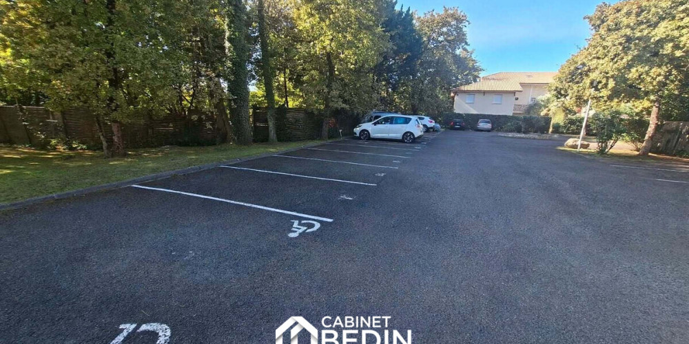 parking à LANTON (33138)